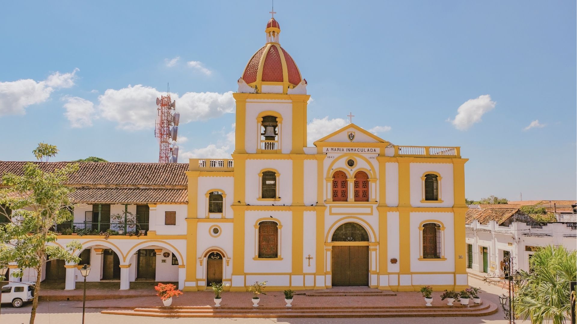 Viaje fotográfico pueblos coloridos Colombia diseño artesanal lujo consciente.
